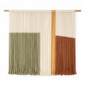 Makramee Wandbehang 110 cm x 100 cm aus Baumwollkordel in Creme Grün Senfgelb Braun mit Holzstab