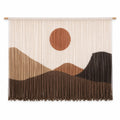 Makramee Wandteppich 100 x 80 cm Baumwollkordel Beige Braun mit Holzstab Landschaftsmotiv